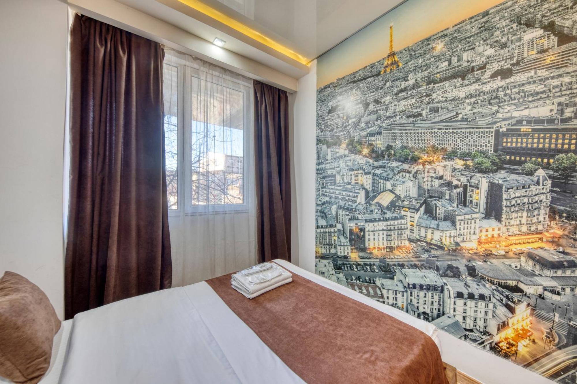 Aleppo Hotel Yerevan Bagian luar foto