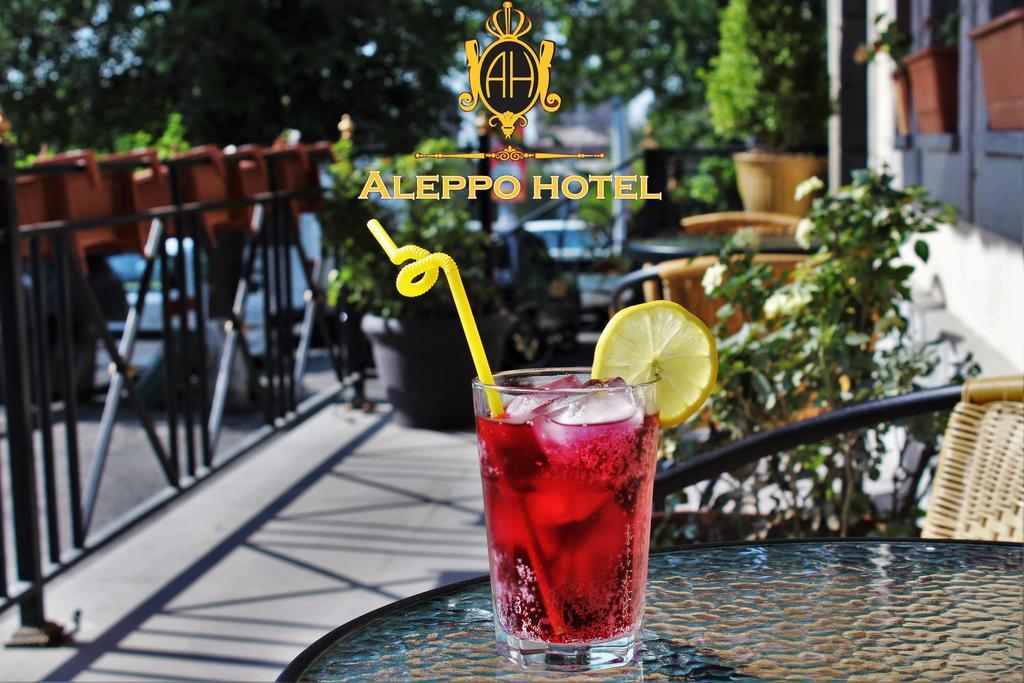 Aleppo Hotel Yerevan Bagian luar foto